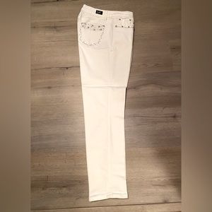 Size 8 White Earl Jean Slacks